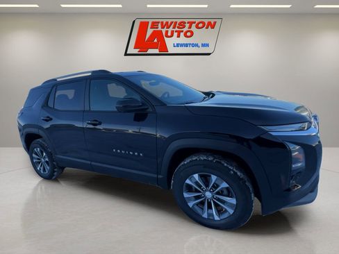 New 2026 Chevrolet Equinox LT image 7