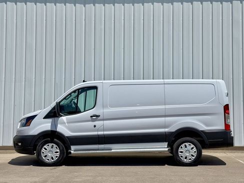 Certified 2025 Ford Transit 250 Low Roof w/ Exterior Upgrade Package RWD image 3