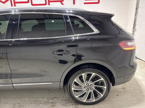 Used 2022 Lincoln Nautilus Reserve w/ Equipment Group 201A image 6