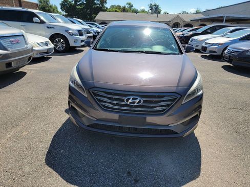 Used 2017 Hyundai Sonata Limited w/ Tech Package 03 image 3
