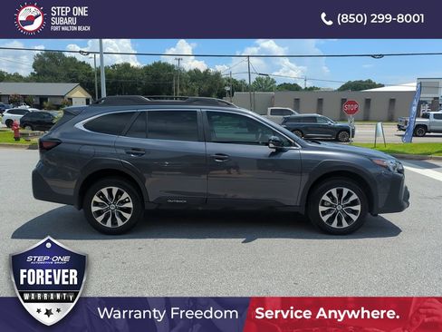 Used 2025 Subaru Outback Limited AWD/4WD image 8