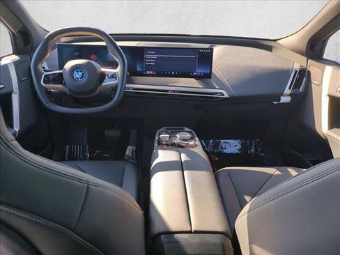 Used 2025 BMW iX xDrive50 w/ Sport Package AWD/4WD image 19
