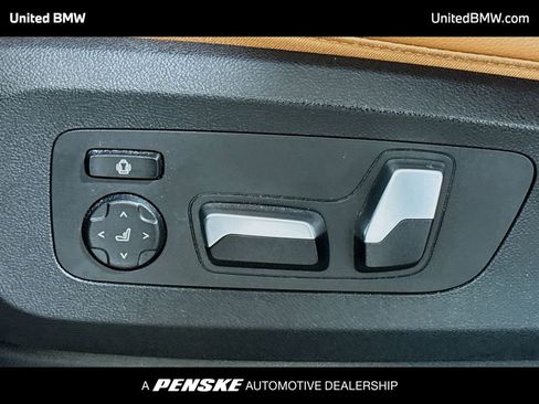 Used 2019 BMW X5 xDrive40i w/ Convenience Package AWD/4WD image 4