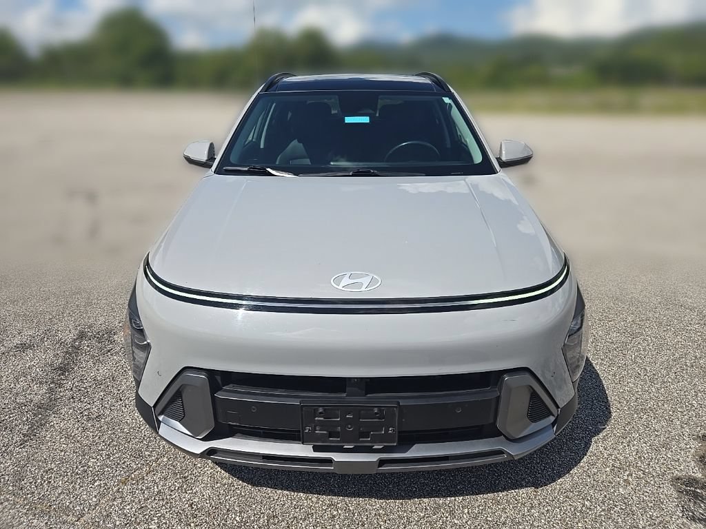 Used 2024 Hyundai Kona Limited FWD image 8