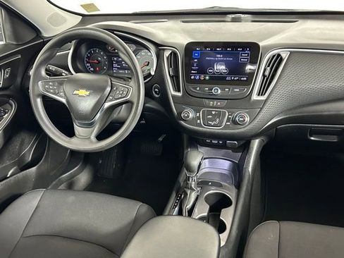 Used 2024 Chevrolet Malibu LS FWD image 12