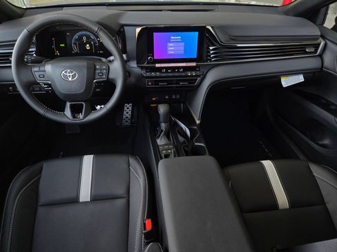 Certified 2026 Toyota Camry SE w/ Convenience Package FWD image 13