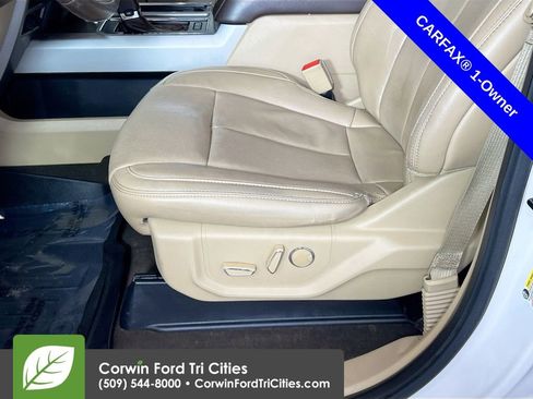 Used 2018 Ford F150 Lariat w/ Equipment Group 502A Luxury AWD/4WD image 23