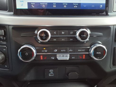 Used 2022 Ford F150 XLT w/ Equipment Group 302A High image 20