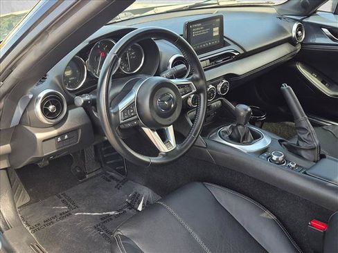 Used 2020 MAZDA MX-5 Miata Grand Touring RWD image 10