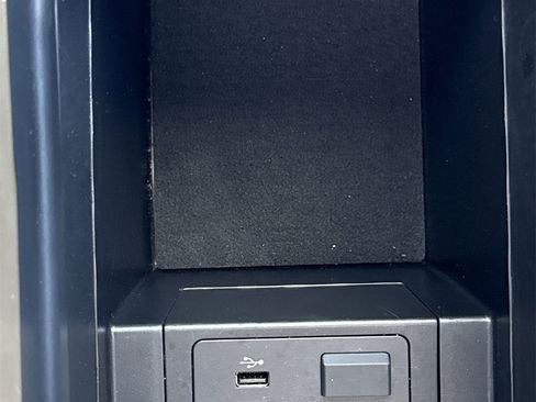 Used 2023 MAZDA CX-9 Signature image 38