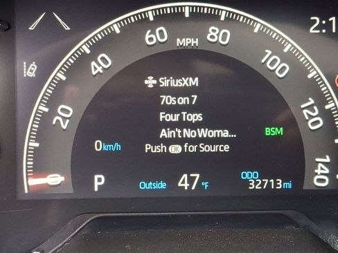 Used 2023 Toyota RAV4 XLE Premium image 22