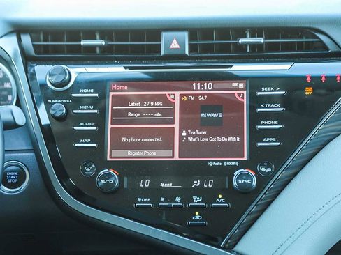 Certified 2020 Toyota Camry XLE image 14