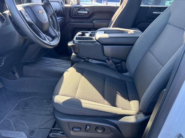 Certified 2024 Chevrolet Silverado 2500 Custom w/ Custom Convenience Package AWD/4WD image 16