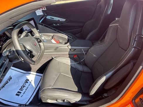 Used 2024 Chevrolet Corvette Stingray Coupe RWD image 11