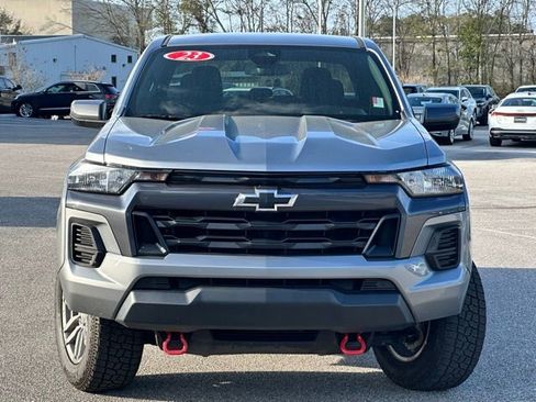 Used 2023 Chevrolet Colorado LT image 2