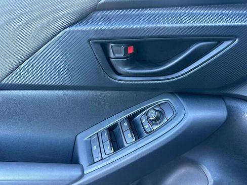 Certified 2025 Subaru Crosstrek 2.0i image 11