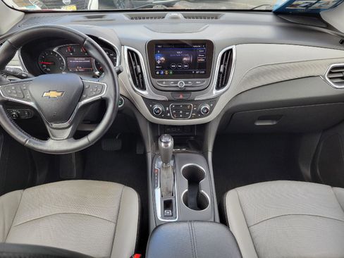 Used 2020 Chevrolet Equinox Premier FWD image 4