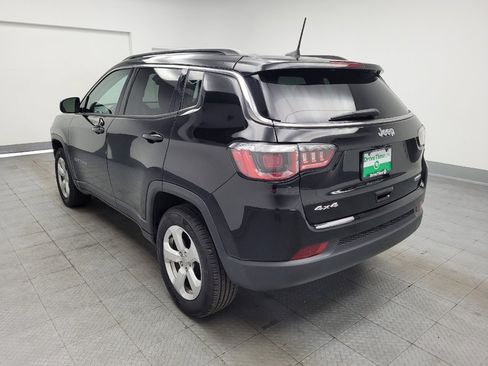 Used 2019 Jeep Compass Latitude w/ Cold Weather Group AWD/4WD image 5