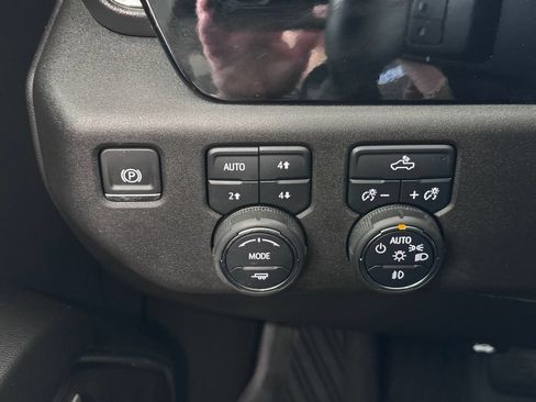 Certified 2024 Chevrolet Silverado 1500 RST w/ True North Edition Plus AWD/4WD image 27
