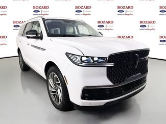 New 2025 Lincoln Navigator Reserve video 1