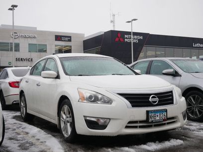 Used 2014 Nissan Altima 2.5 SV