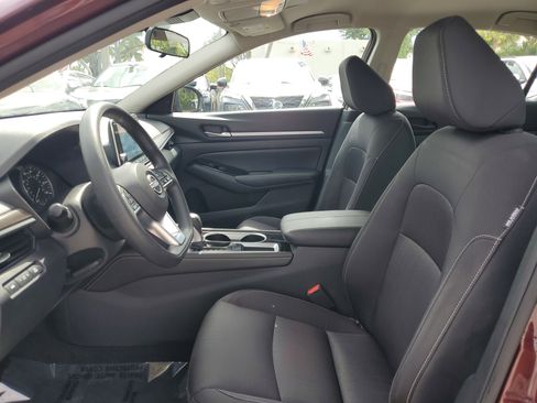 Certified 2023 Nissan Altima 2.5 SV image 9