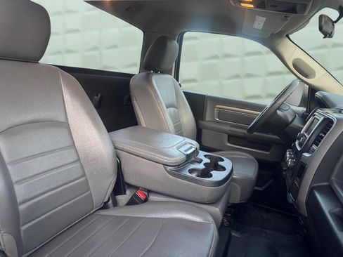 Used 2017 RAM 1500 Tradesman w/ Power & Remote Entry Group image 18