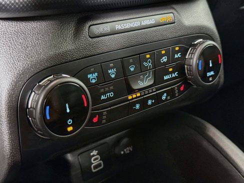 Used 2024 Ford Bronco Sport Outer Banks w/ Tech Package AWD/4WD image 16