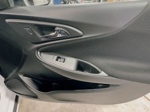 Used 2024 Chevrolet Malibu LT image 37