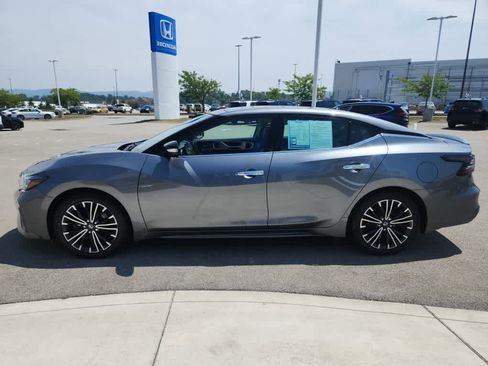 Used 2020 Nissan Maxima 3.5 SL w/ Floor Mat Group image 5