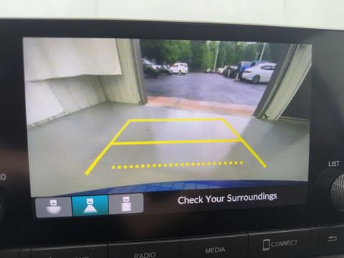 Used 2022 Honda Civic EX image 24
