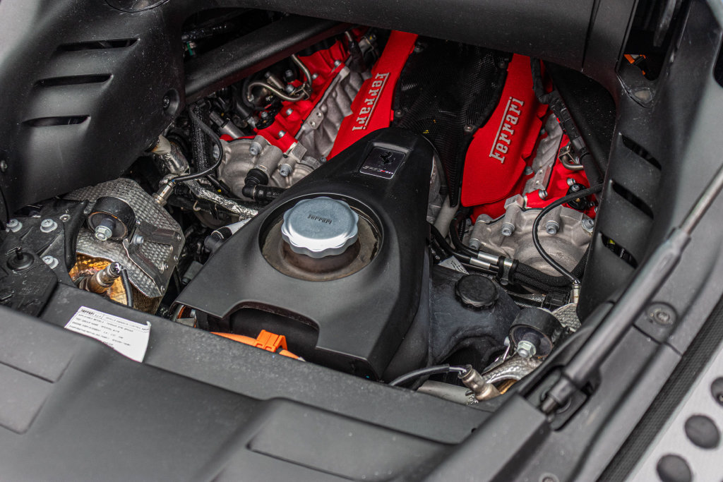Used 2024 Ferrari SF90 Spider AWD/4WD image 60