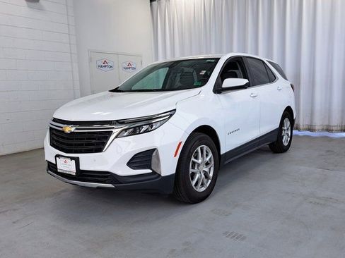 Used 2023 Chevrolet Equinox LT FWD image 2