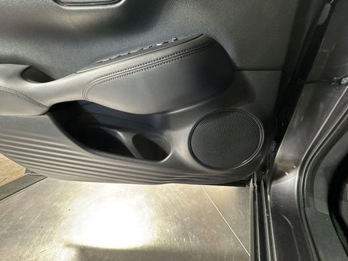 Used 2023 Honda HR-V LX image 19