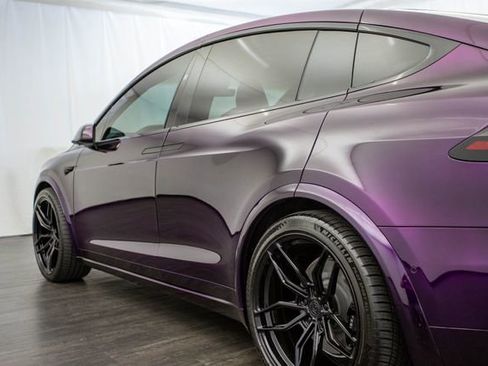 Used 2022 Tesla Model X Plaid image 32