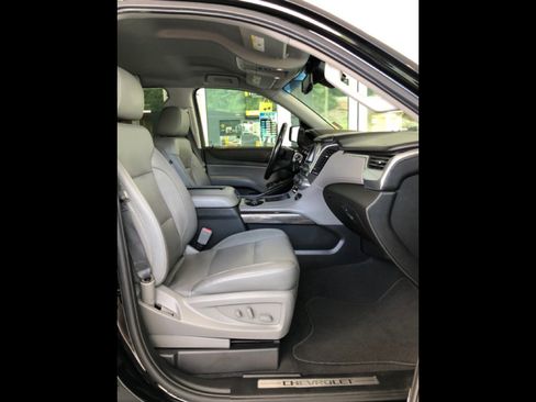 Used 2019 Chevrolet Tahoe LT image 24
