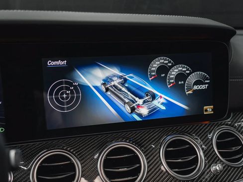 Used 2019 Mercedes-Benz E 63 AMG S w/ Driver Assistance Package image 71