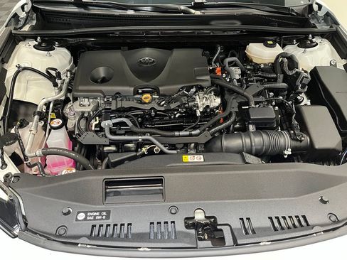 Used 2025 Toyota Camry LE w/ Convenience Package FWD image 20