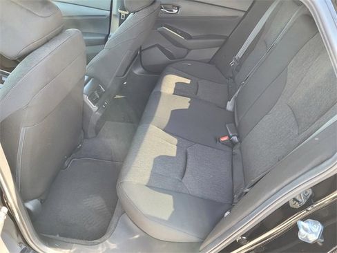 Used 2025 Honda Accord LX image 11