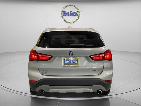 Used 2018 BMW X1 xDrive28i w/ Convenience Package AWD/4WD image 4