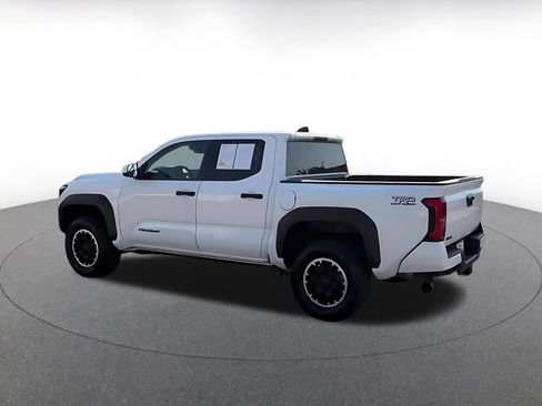 Used 2024 Toyota Tacoma TRD Off-Road image 9