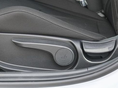 Certified 2026 Hyundai Elantra Sport FWD image 23