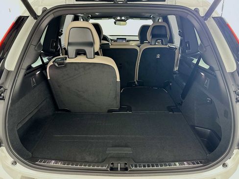 New 2026 Volvo XC90 B6 Plus w/ Protection Package Premier image 25