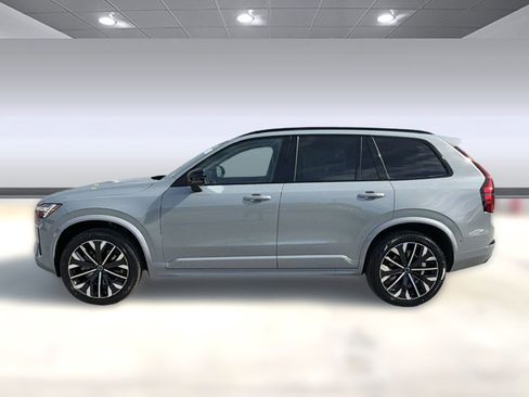 New 2026 Volvo XC90 B6 Ultra w/ Protection Package AWD/4WD image 2