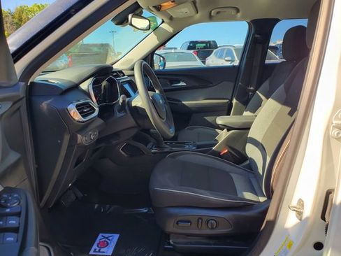 Certified 2023 Chevrolet TrailBlazer LT w/ Convenience Package AWD/4WD image 20