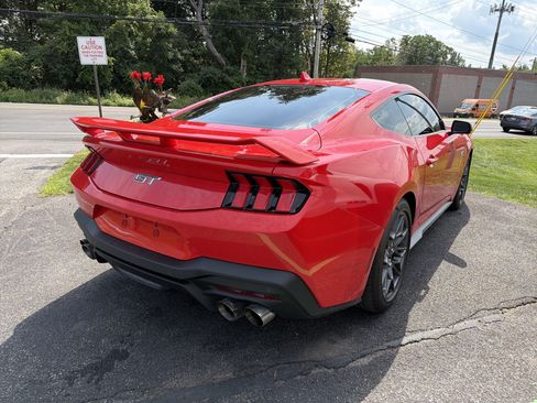 Used 2024 Ford Mustang GT Premium w/ GT Performance Package RWD image 7