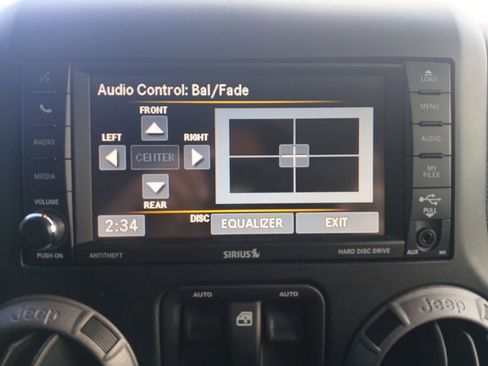 Used 2016 Jeep Wrangler Sport image 27