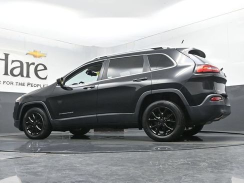 Used 2015 Jeep Cherokee Latitude w/ Cold Weather Group FWD image 54