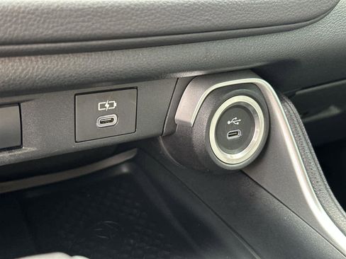 Used 2024 Toyota Grand Highlander XLE image 27