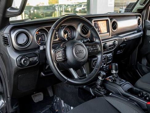 Used 2021 Jeep Wrangler Unlimited Sport AWD/4WD image 19